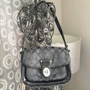 Coach Signature Penny Flap Black F14282
