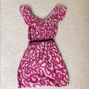 Cute ruffled neck dress with black waist tie