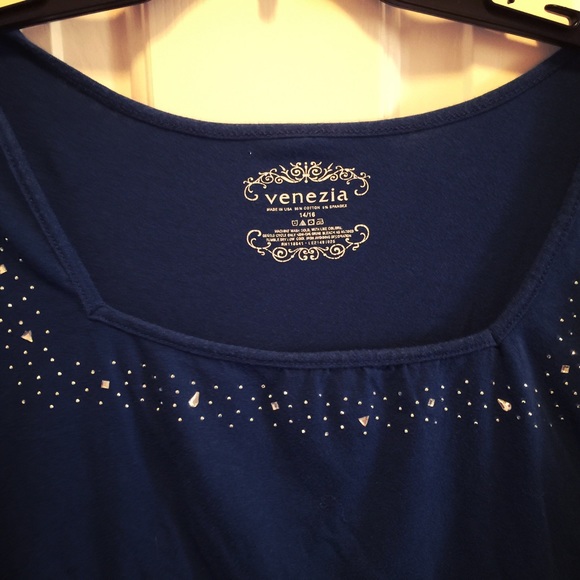 Glitzy Venizia blue square-neck top 💎