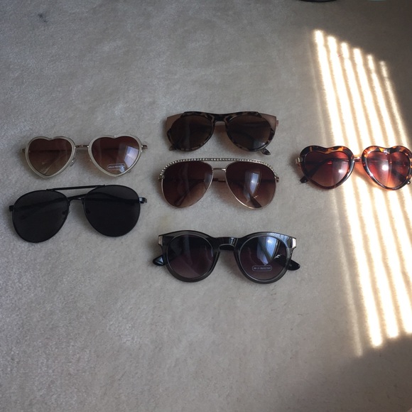 Bundle of sunglasses!
