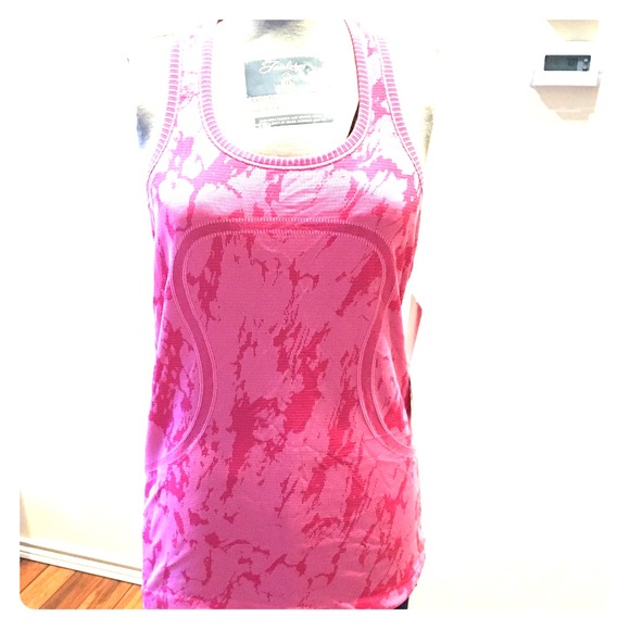 Lululemon swiftly racerback