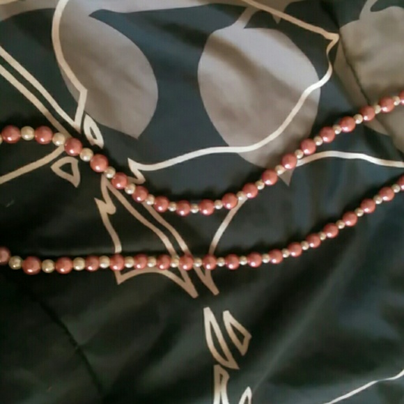 Custom pink and white pearl necklace