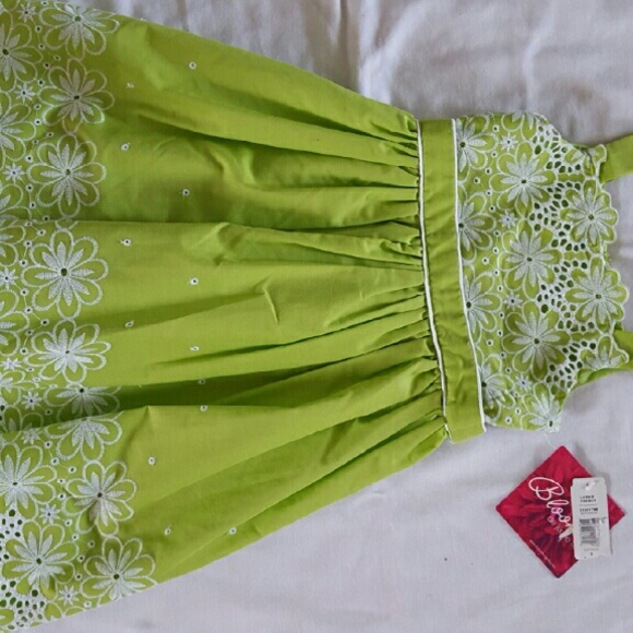 Girls dress