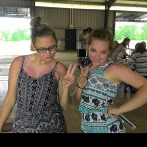 Meet your Posher, Abbie