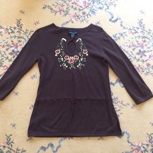 Like New Cynthia Rowley embroidered top