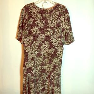 Beautiful matching shirt and skirt set.