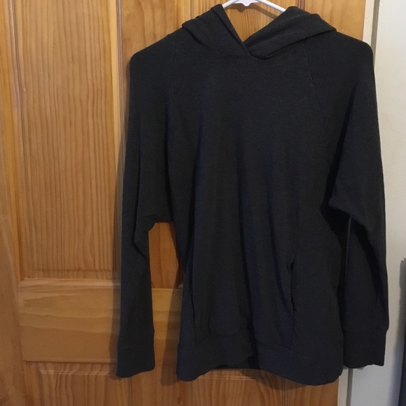 L Uniqlo Gray sporty hoodie