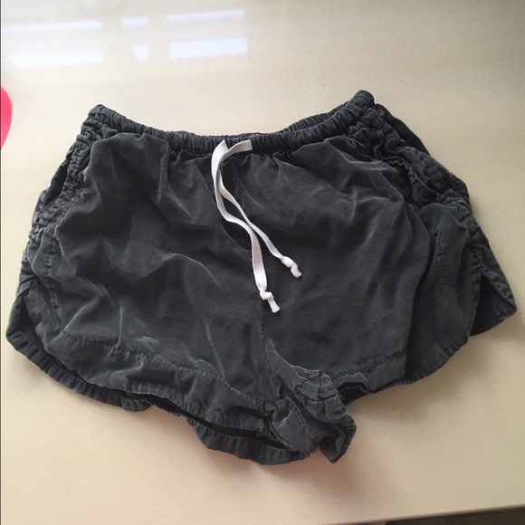 Brandy Melville shorts