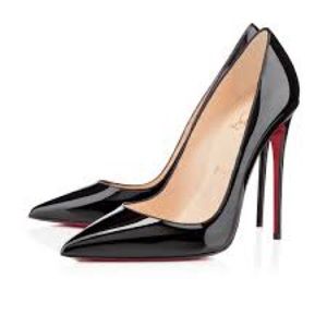 Christian Louboutin	
So Kate Pump worn once