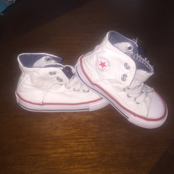white converse size 6