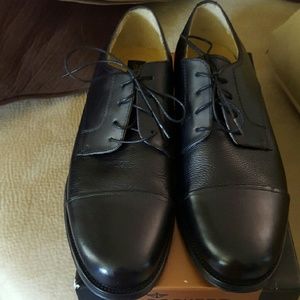 Mens dockers dress shoes never worn!!!!
