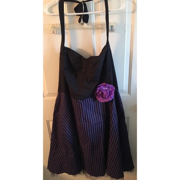 CLOSEOUT! MAKE AN OFFER! Ruby Rox Swing Dress!