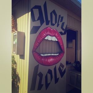 Meet your Posher, Liana