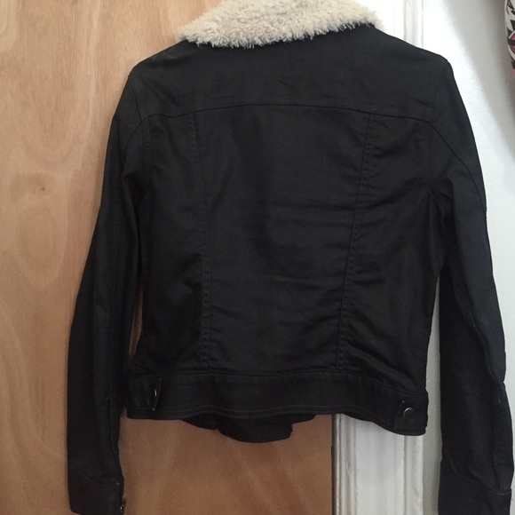 Levis denim jacket M - Picture 3 of 4