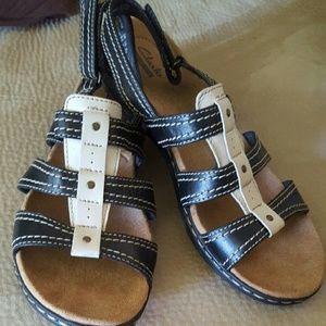 Clarks sandals tried on walked around in !!!