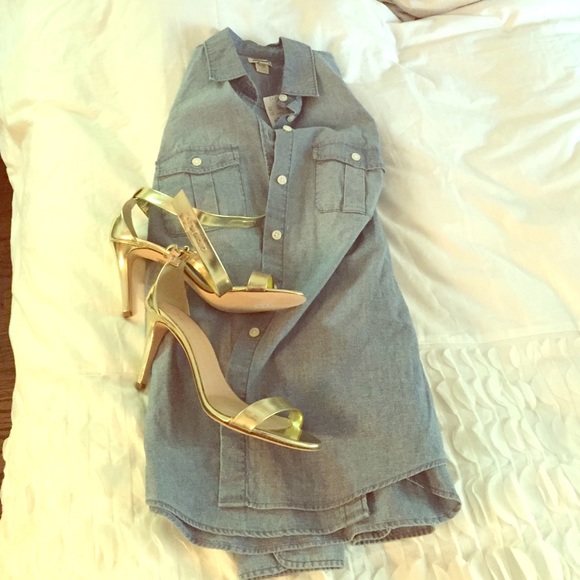 J Crew XS Chambray Shirt NWT!