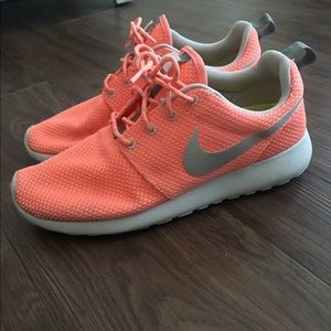 Coral Nike Roshe Running shoes
