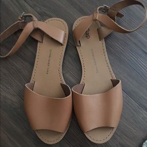 Gap Nude Leather Sandals
