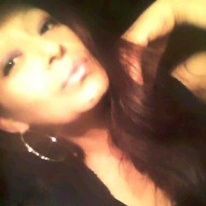 Meet your Posher, Mireya