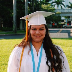 Meet your Posher, Olivia