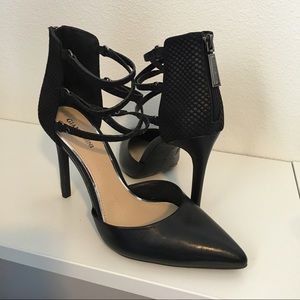 Gianni Bini Ankle Strappy Heels
