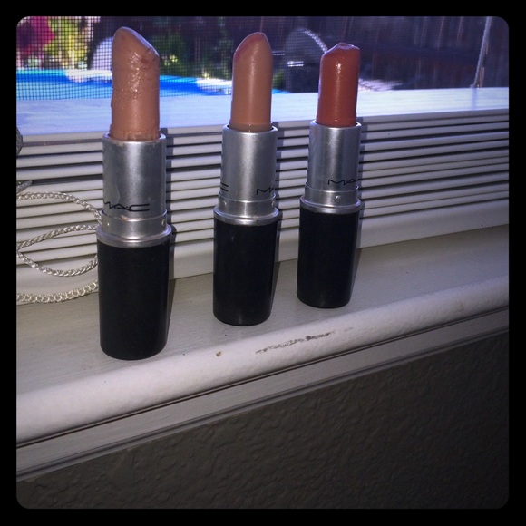 3 Mac nude lipsticks