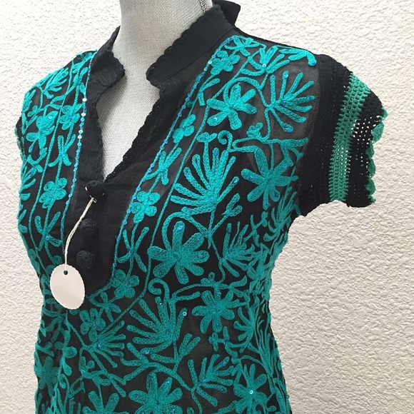 Gorgeous handmade and hand embroidered tunic - Picture 3 of 4