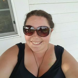 Meet your Posher, Ariel