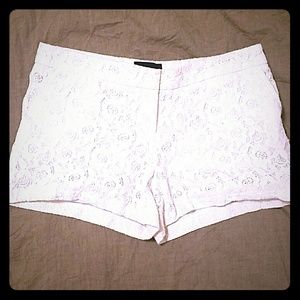 Adorable white lace shorts