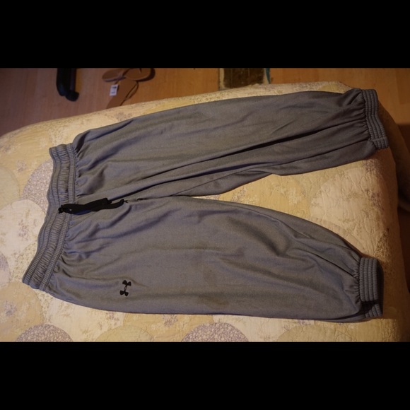 Under armor pants