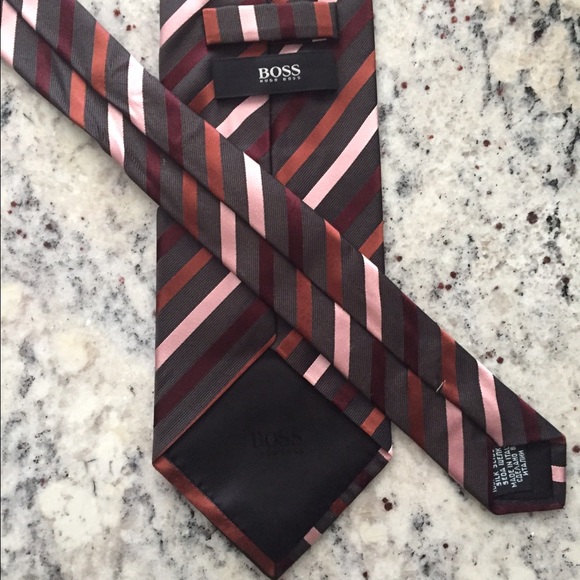 Hugo Boss Men's 100% Silk Tie
