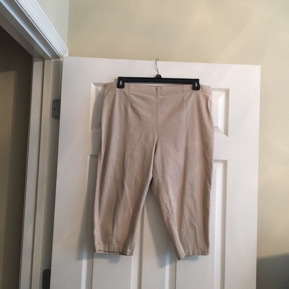 White Stag Capris