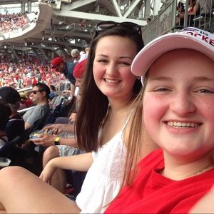 Meet your Posher, Maddie