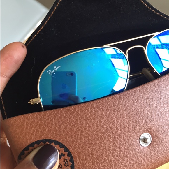FLASH SALE! Rayban Aviators w/ blue lenses!