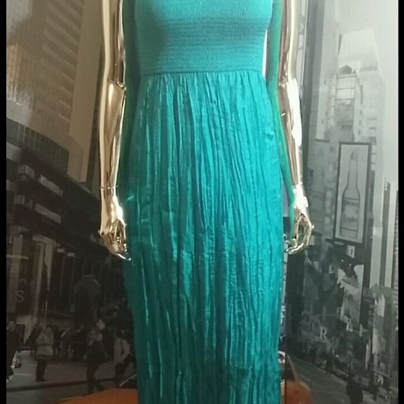 SOLD! Gorgeous Anthropologie  Maxi dress 💕 - Picture 1 of 4