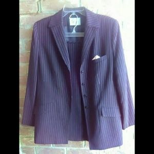 Le Suit Skirt & Jacket Set size 14 BLACK & PINK