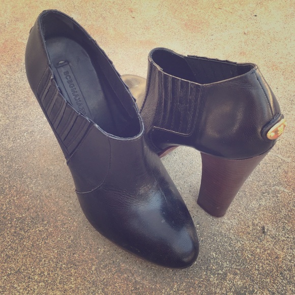 Bcbg booties
