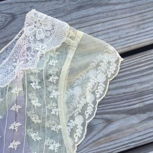 Anthropologie (Odille) lace blouse with camisole