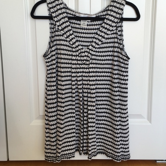 Studio M Patterned Tank Top