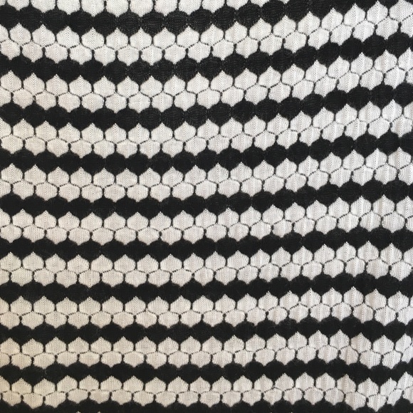 Studio M Patterned Tank Top - Picture 4 of 4
