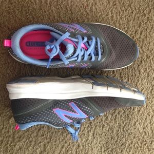 New Balance (9) WX711SP Cush Running Shoe