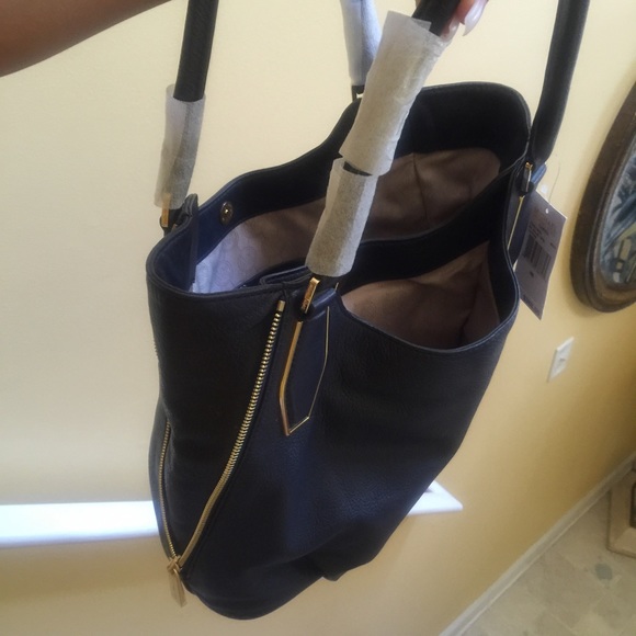 Michael Kors Bag - Picture 3 of 3