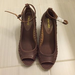 Nine West wedge sandals