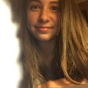 Meet your Posher, Yana