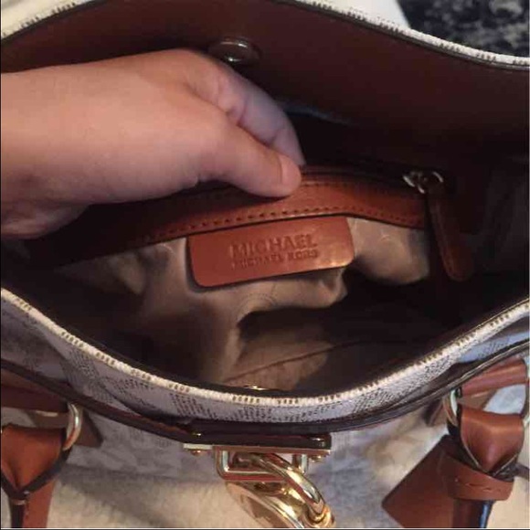 SOLD - Picture 3 of 4