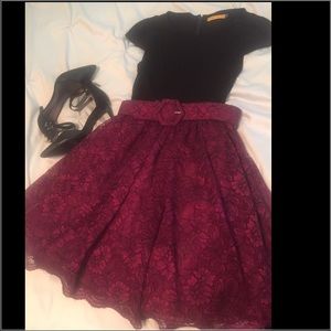 Alice + Olivia Magnolia cap sleeve dress