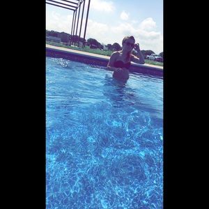 Meet your Posher, Haley