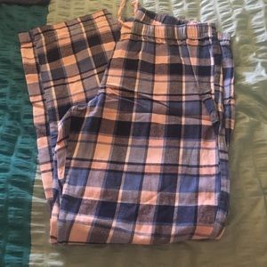 Old Navy size large flannel sleep pants