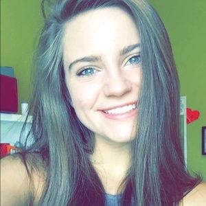 Meet your Posher, Elli