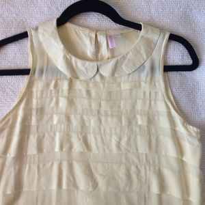 Flowy peter pan collared sleeveless top